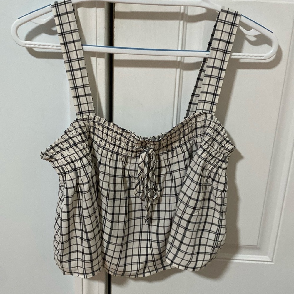 American Eagle Cropped plaid top